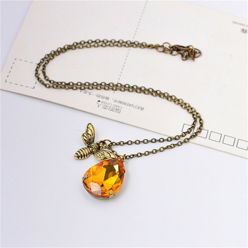 1x Top  Charm Jewelry Chain Crystal Bee and Honey Necklace Golden Rhinest.l8