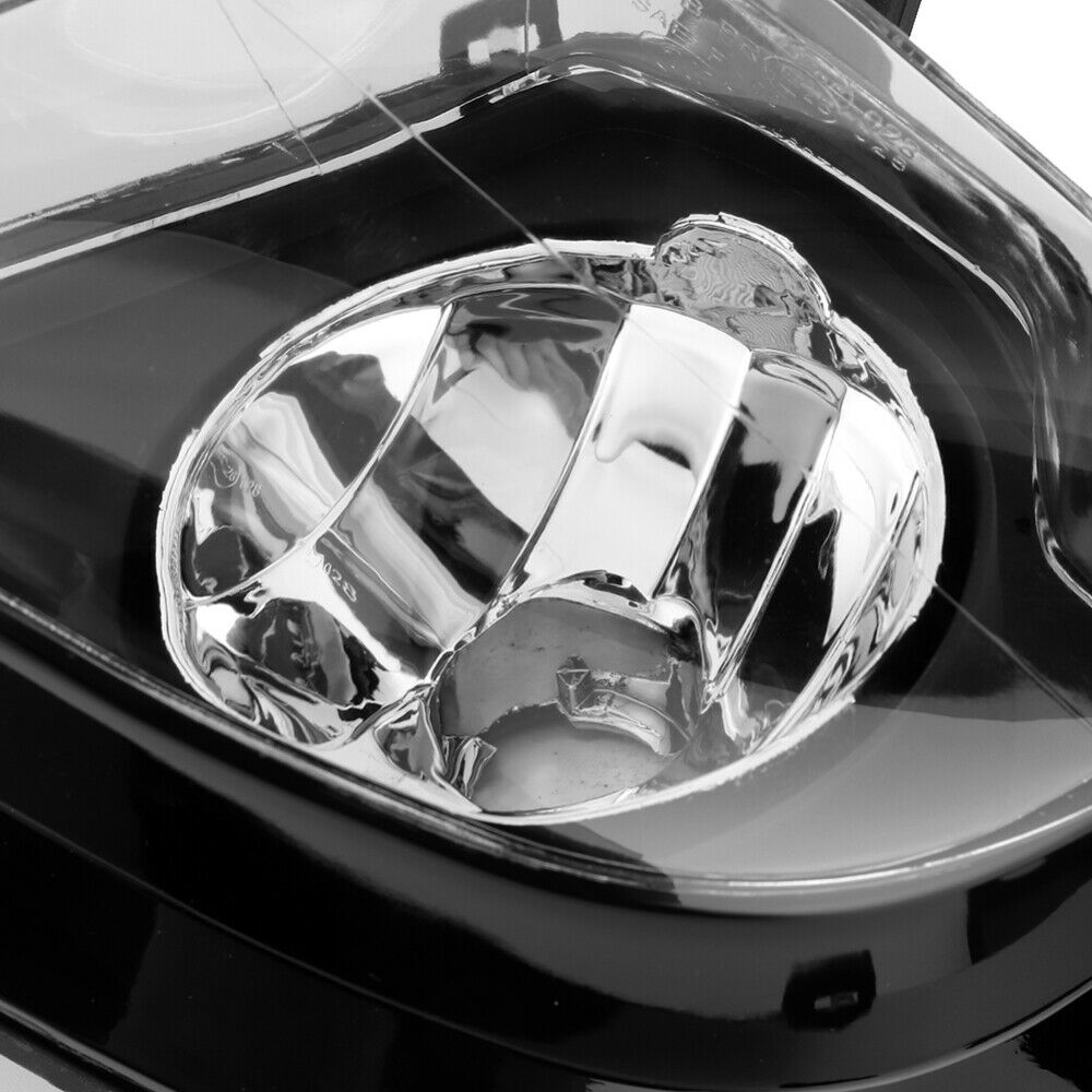 Front Bumper Fog Driving Light Lamp For BMW 3-Series E90 E91 4-Door 09-11 RS