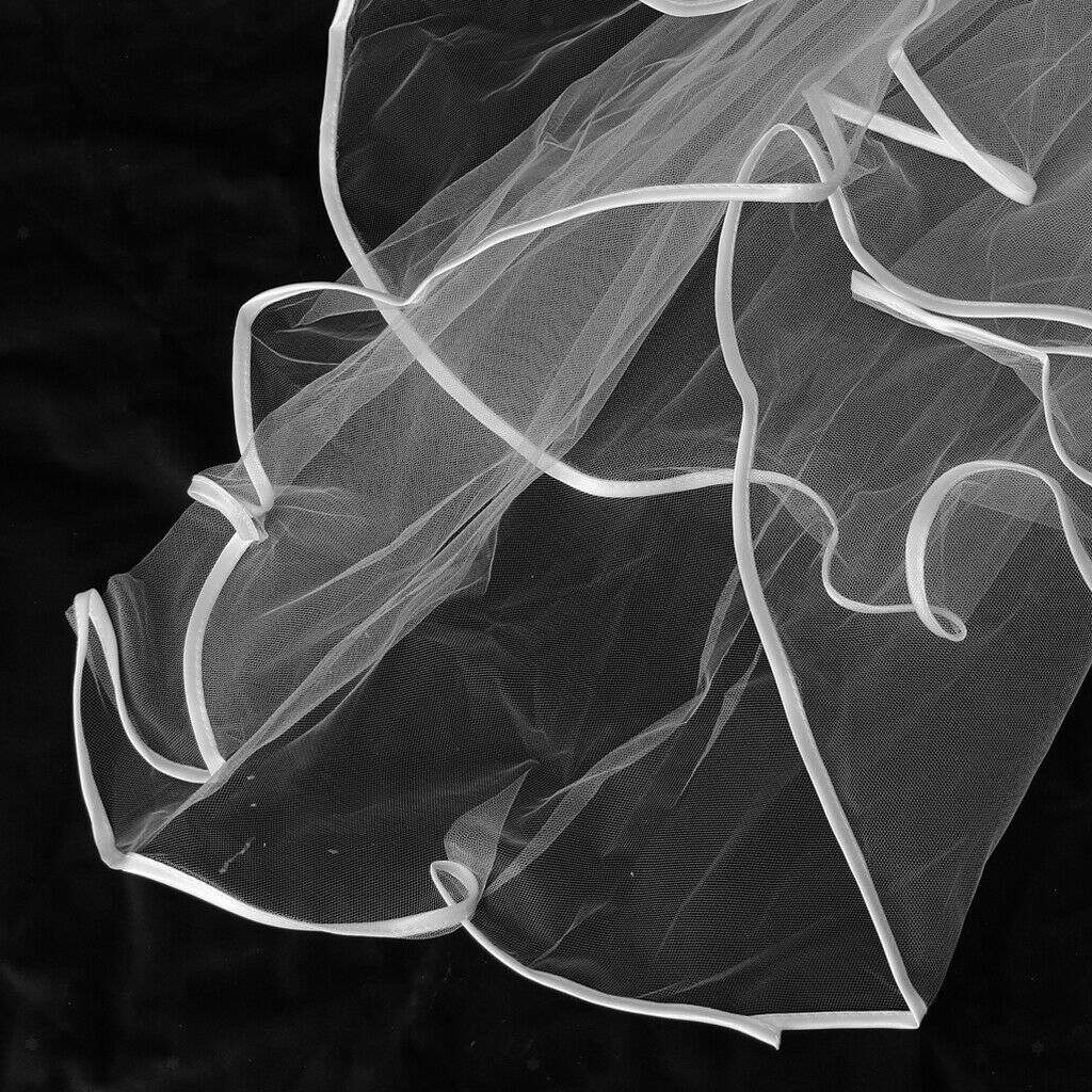 Long bridal veil Wedding veil with artificial flower wreath, made of tulle
