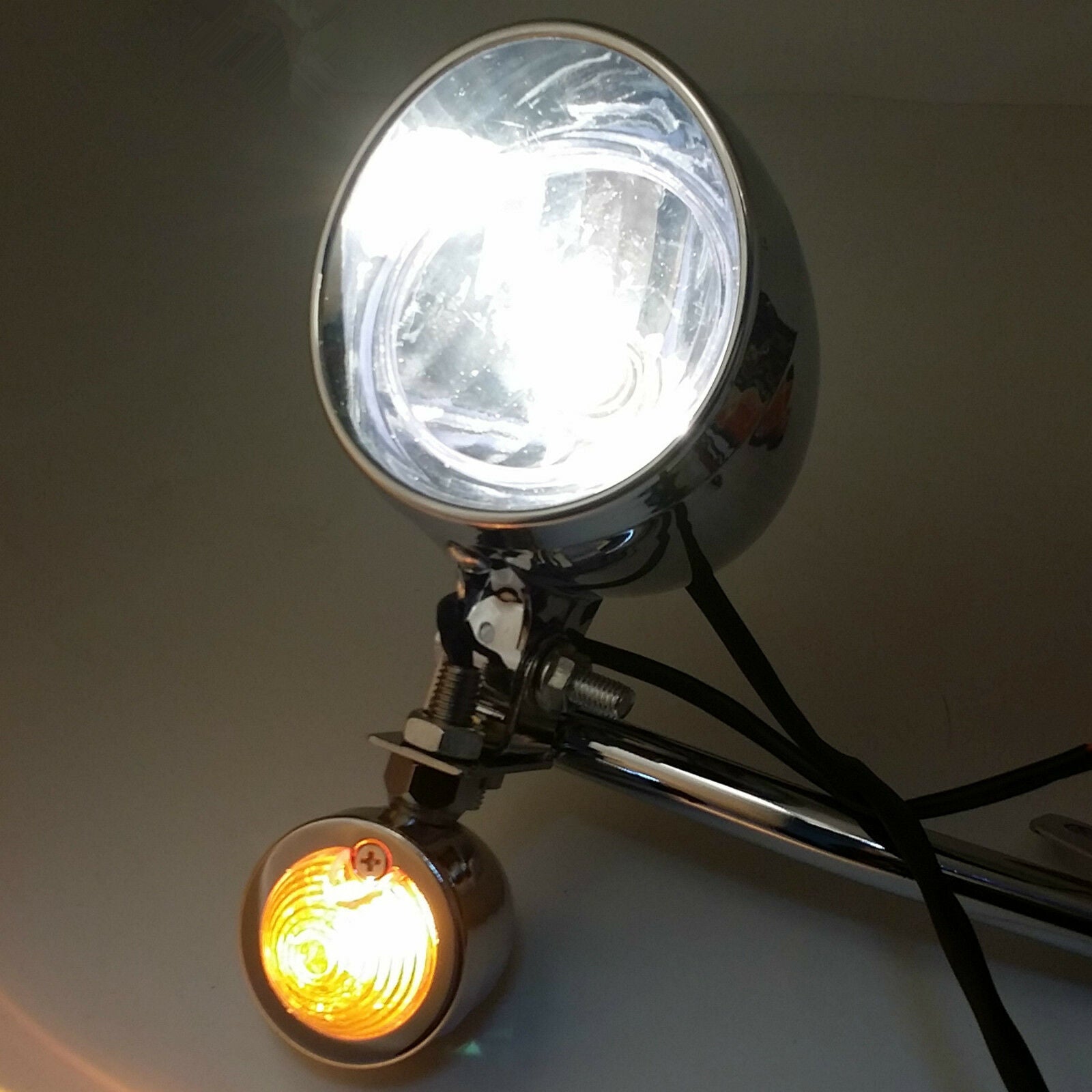 Chrome Motorbike Turn Signal Spot Fog light For Suzuki Cruiser Touring Chopper