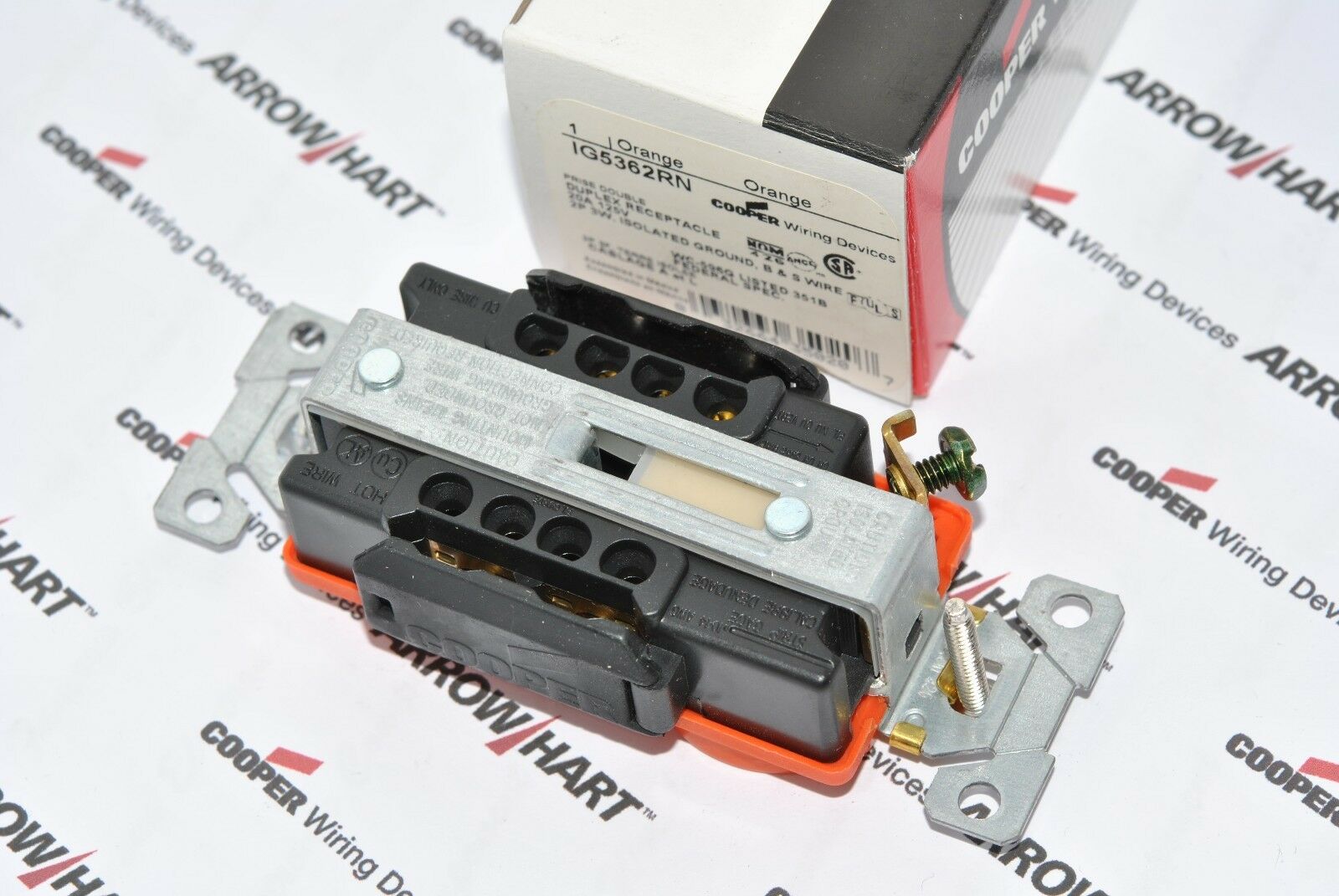 1pcs-COOPER IG5362RN 20A 125V Isolated Premium Industrial Grade Receptacle