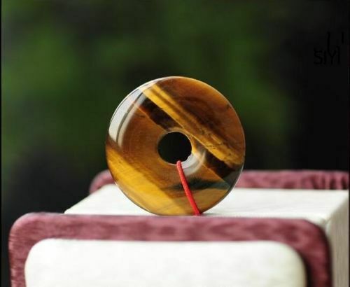 Beautiful China Natural Tiger's Eye Hand-carved Lucky Buckle Round Pendant