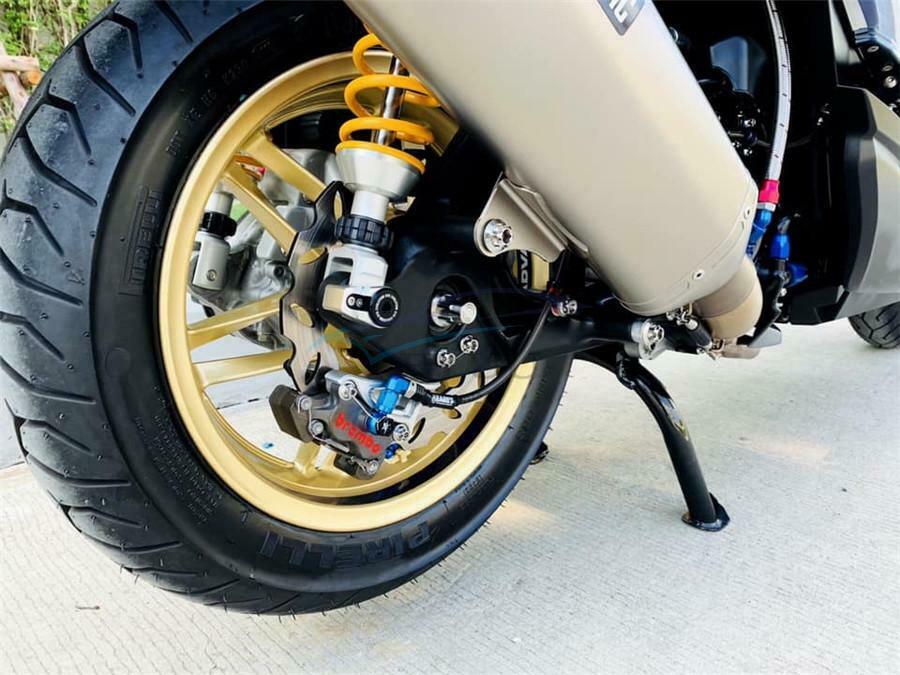 Pair 4×2.7×2.28CM Shock Absorber Anti-theft Lock For Yamaha Xmax 125 250 300 400