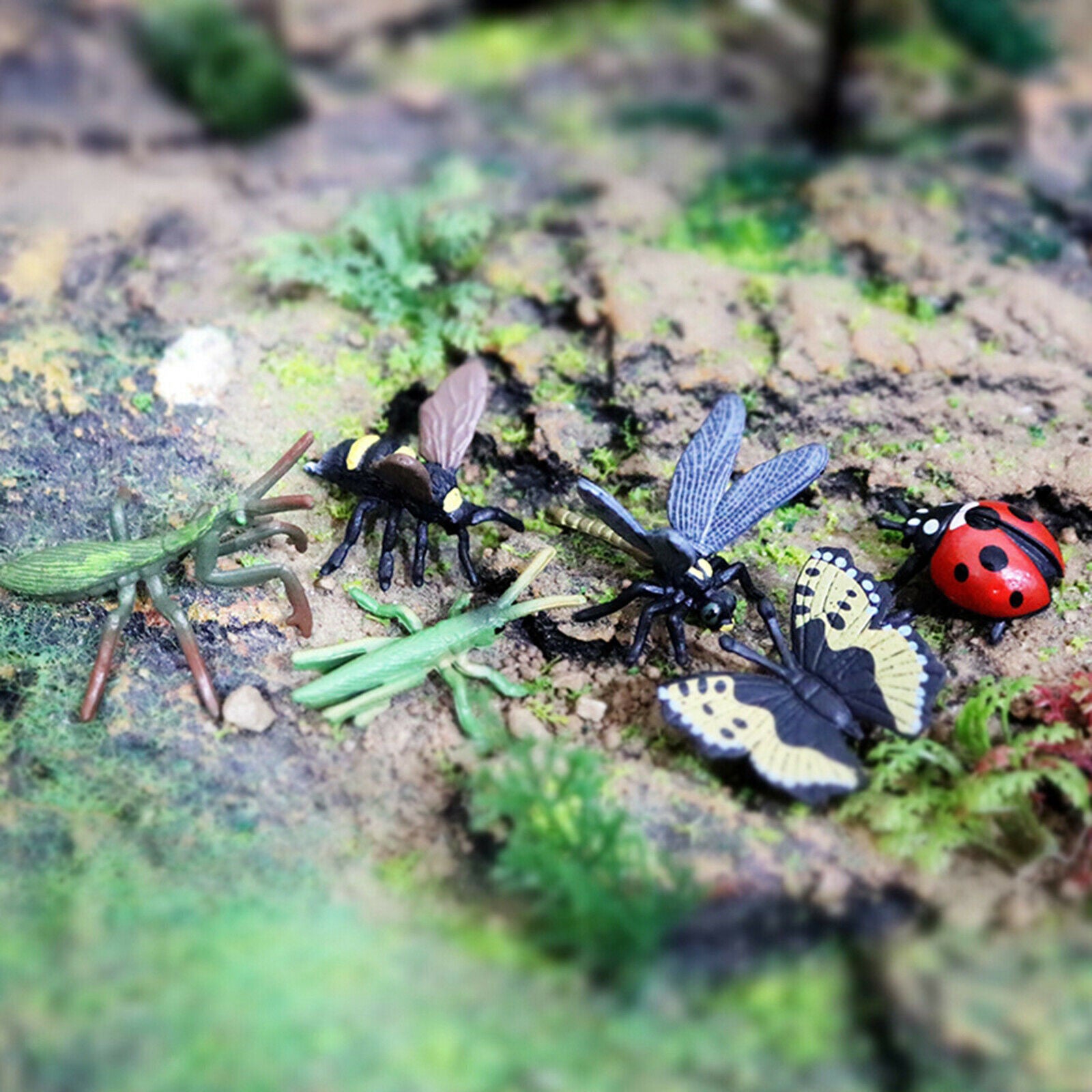 3X 12pcs Plastic Insect Figures Toys Bugs Mantis Scorpion Bee Jungle Decor