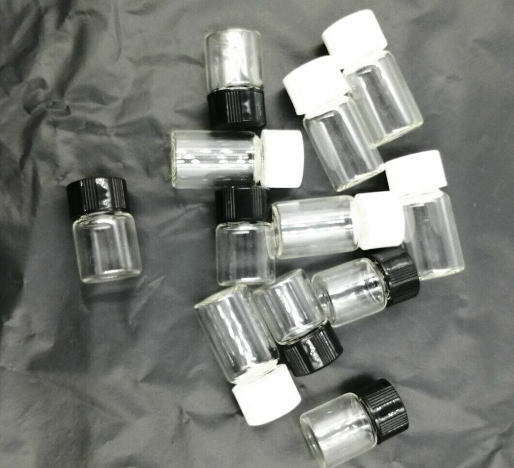 New 20pcs Small Bottle 2ml Clear Glass Bottles Vials with Plastic Lid 16*31mm