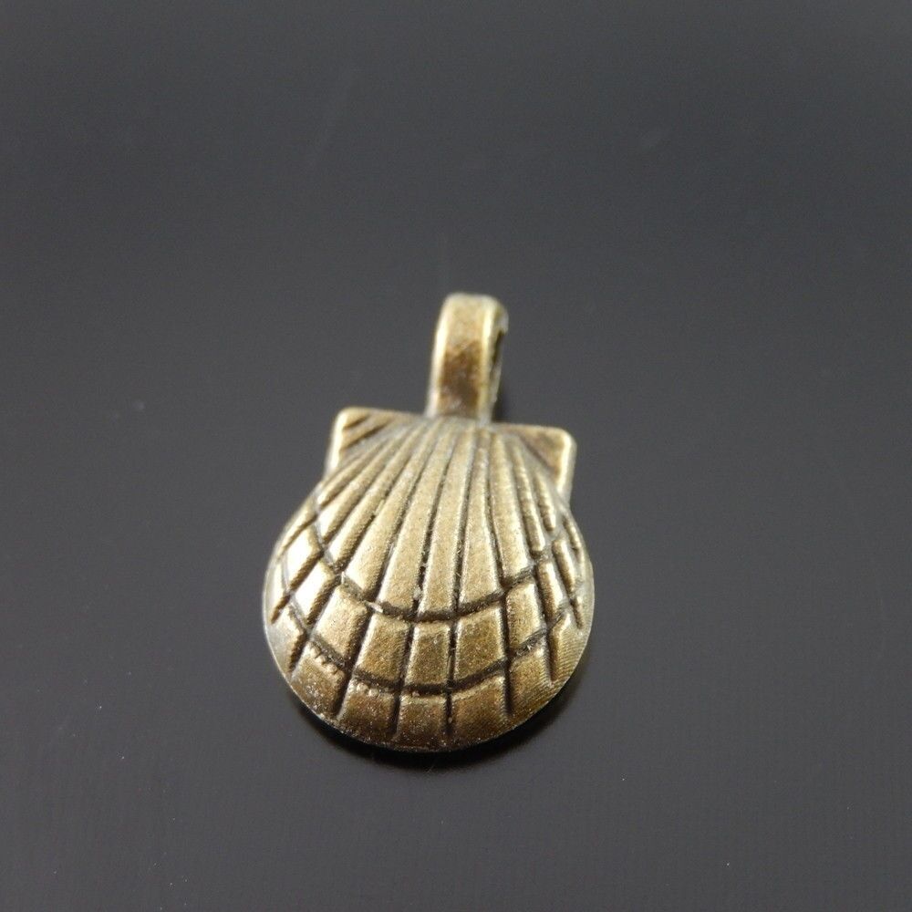 80pcs Antiqued Bronze Alloy Shell Shaped Pendant Charms Jewelry Accessory Crafts