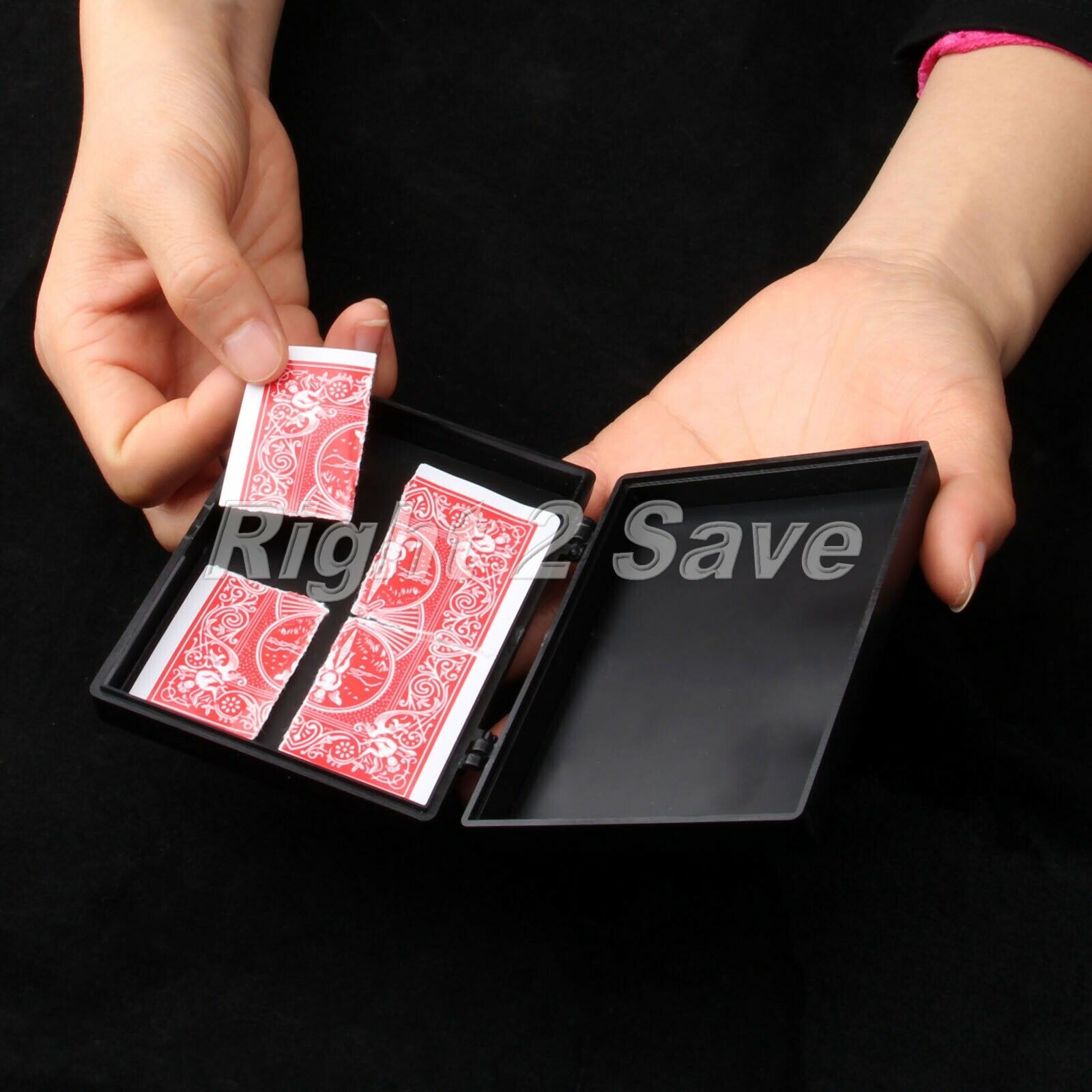 3.94"*2.95"*0.87" Plastic Magic Box Tear off Poker Make Whole Magic Props Tricks