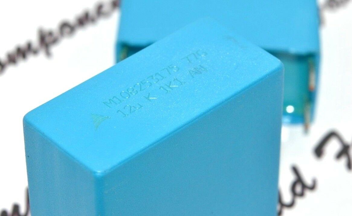 1pcs-EPCOS B32776G 12uF 1100V 10% Pitch:37.5mm DIP-4 Capacitor