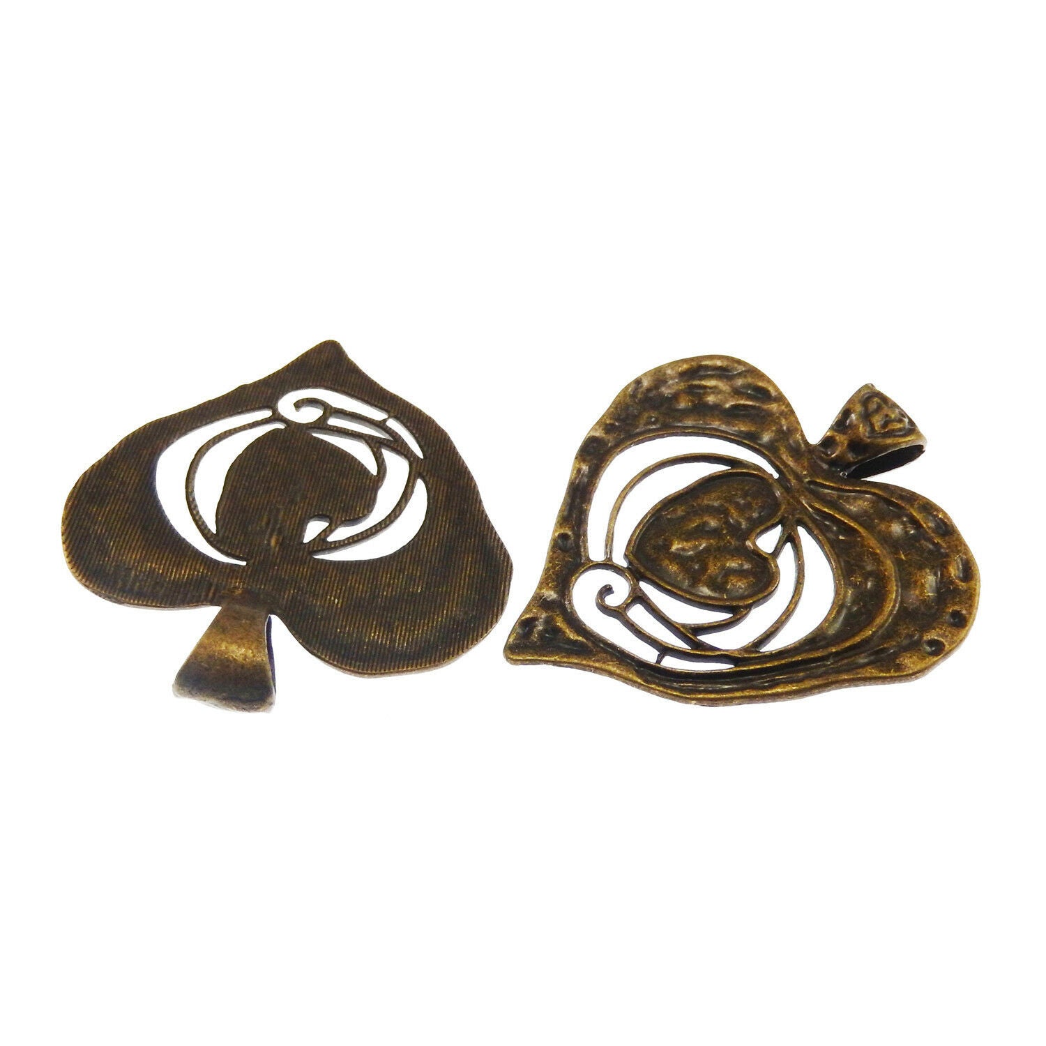 3 pcs Antiqued Bronze Hollowed Heart Pendant Charm Alloy For Jewelry 68*63*2mm