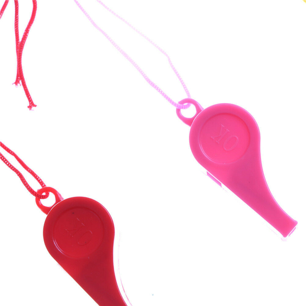5Pcs/lot Plastic Whistle Wanyard Children Kids Party Bag Filler Outdoo.l8