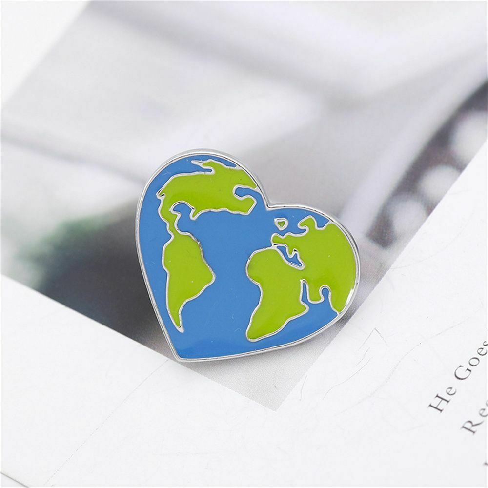Green Earth Brooches Earth's Ecology Badges Heart Shaped Pin Lapel Enamel Pins