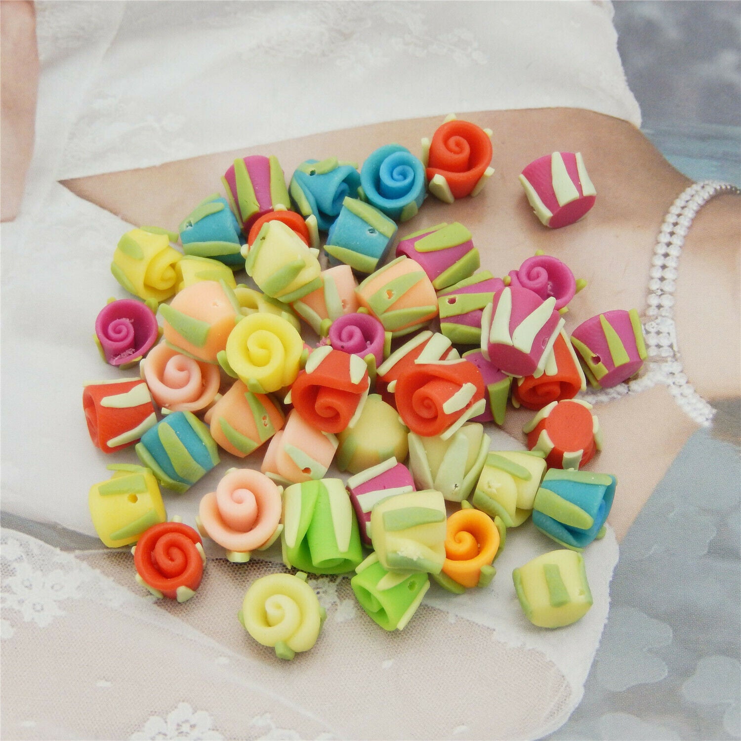 20 PCS Assorted Polymer Clay Rose Flower Loose Spacer Bead Bracelet Craft 8*10mm