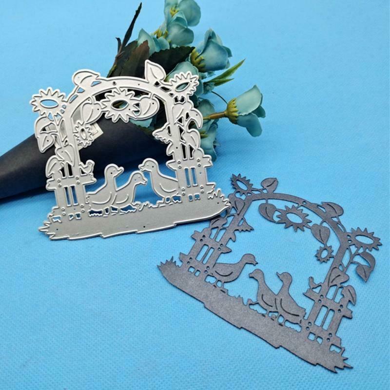 Lawn Three Little Ducks Carbon Steel Cutting Dies DIY Scrapbooking Photo Album