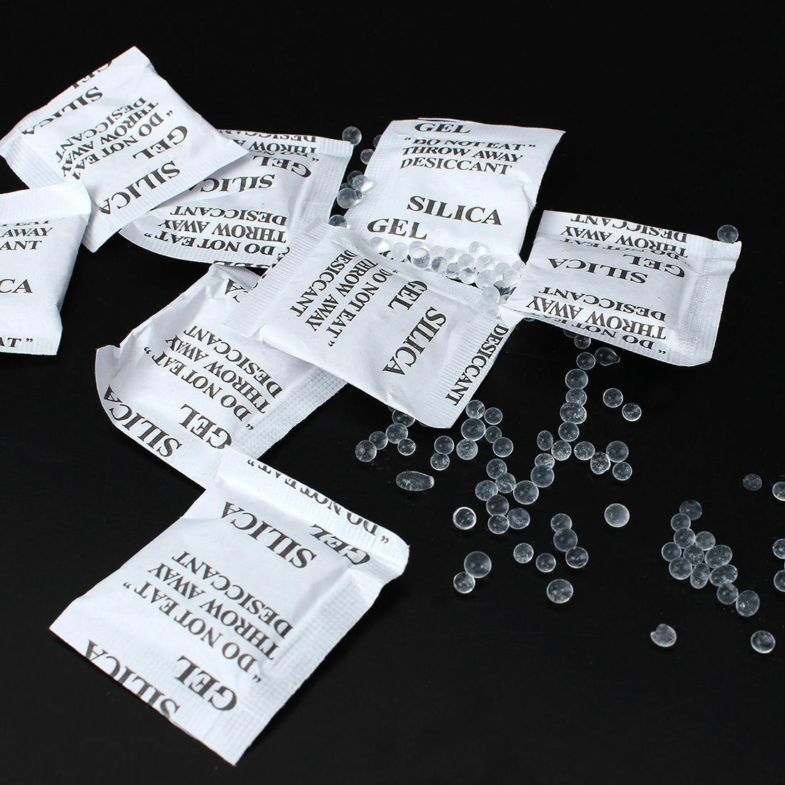 100 Packs 1g Non-Toxic Silica Gel Desiccant Moisture Absorber Dehumidifier