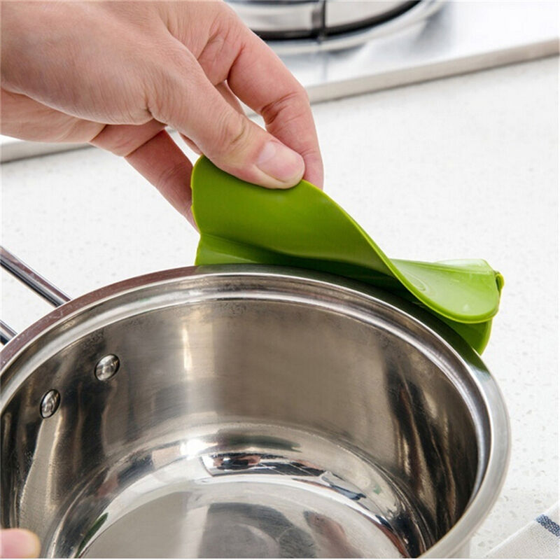 Silicone Slip On Pour Spout Bowls Pots & Pans,Drip Free Easy Pouring Kitch.l8