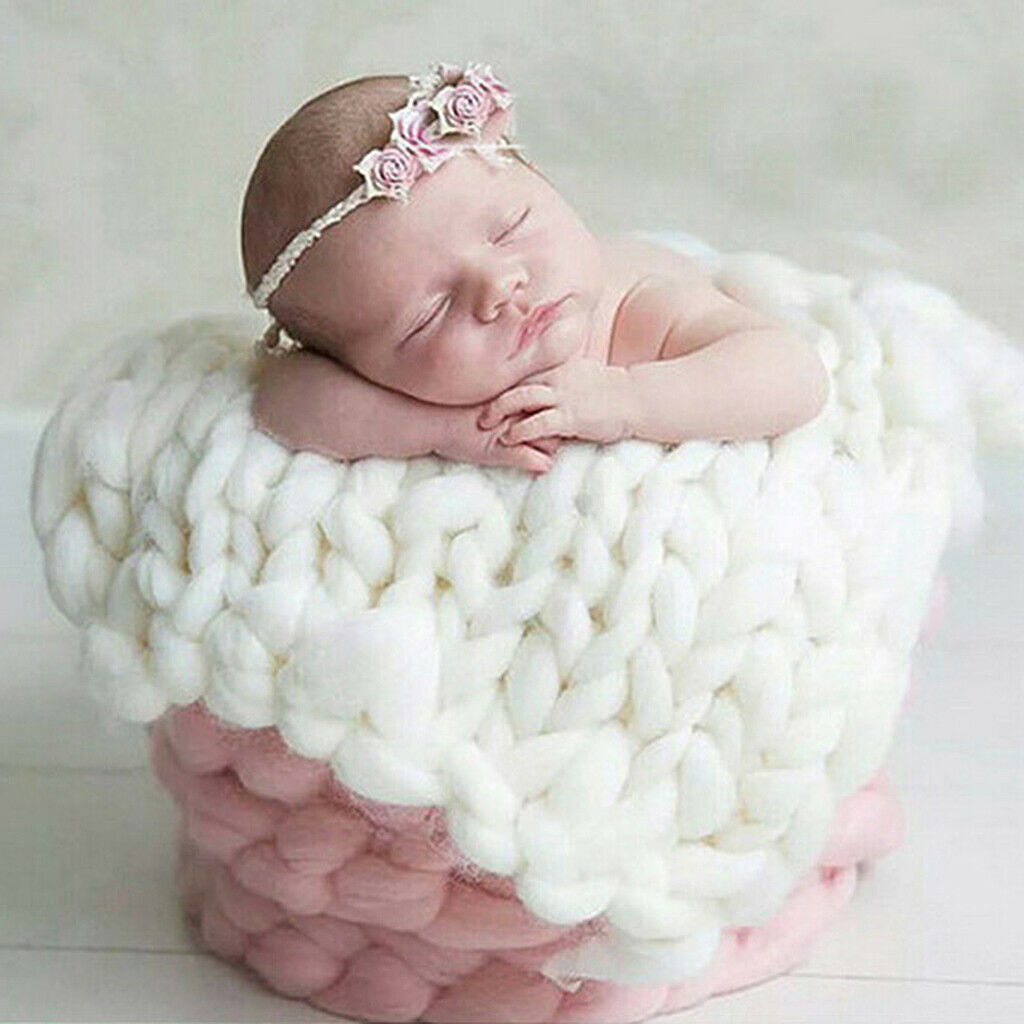 2Pcs Lovely Newborn Baby Wool Braid Blanket Stuffer Carpet Basket Photography