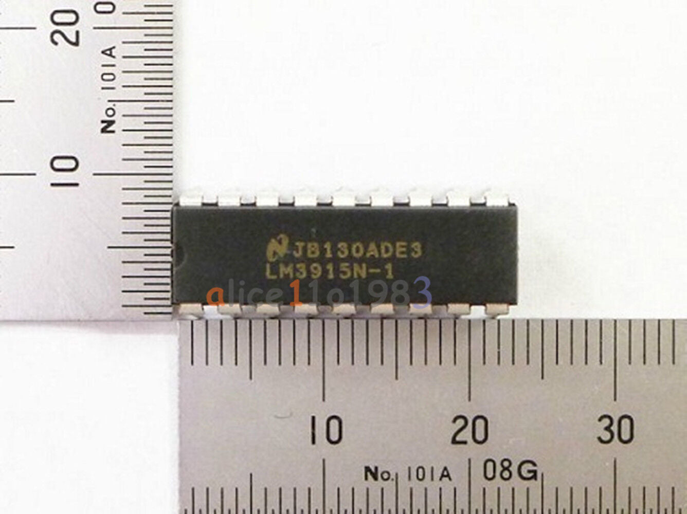 5PCS NSC LM3915N LM3915N-1 DIP-18 LED Bar Dot Display Driver NEW IC A