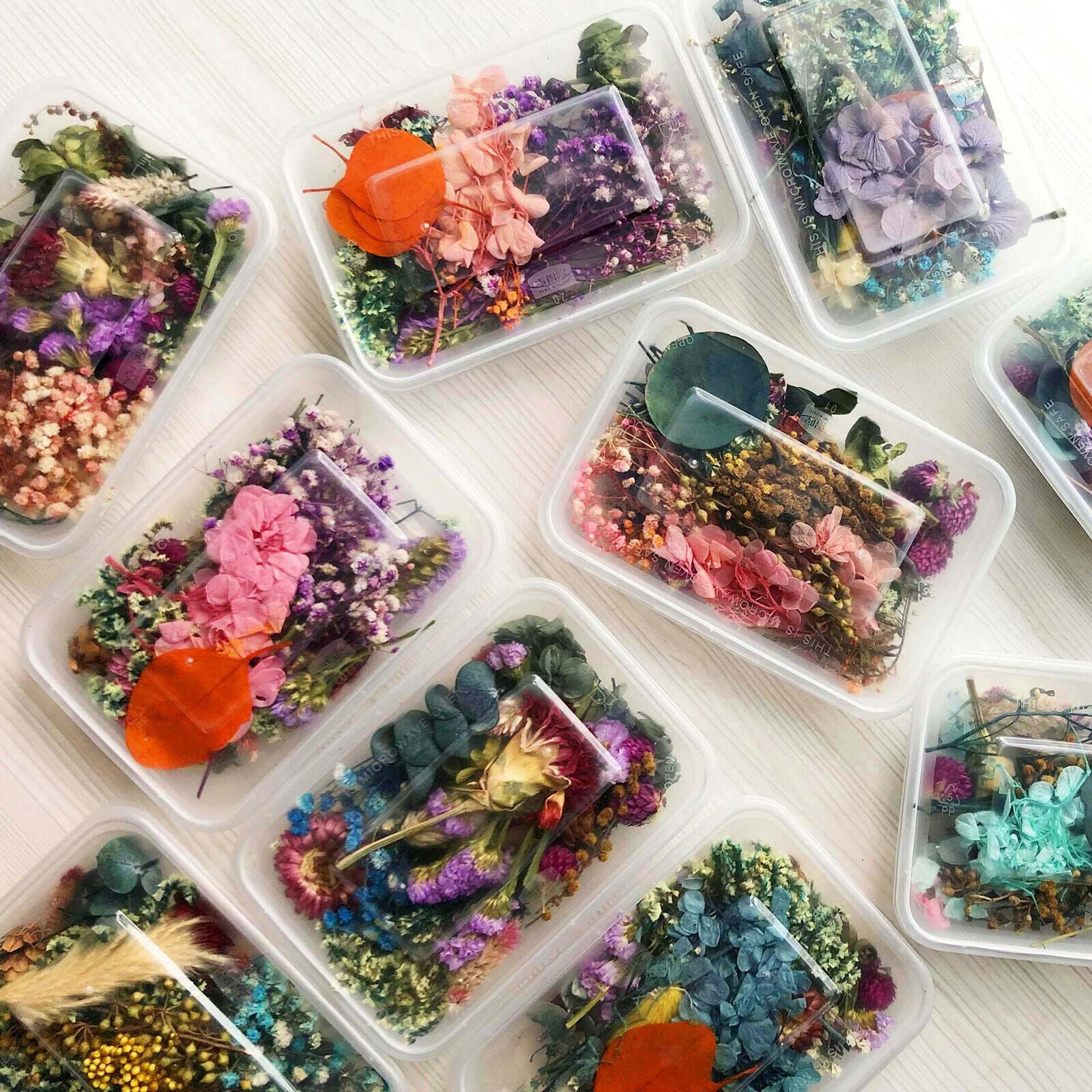1Box â€‹â€‹Mixed Dried Flowers Leaves Jewelry Crafts DIY Phone Cover