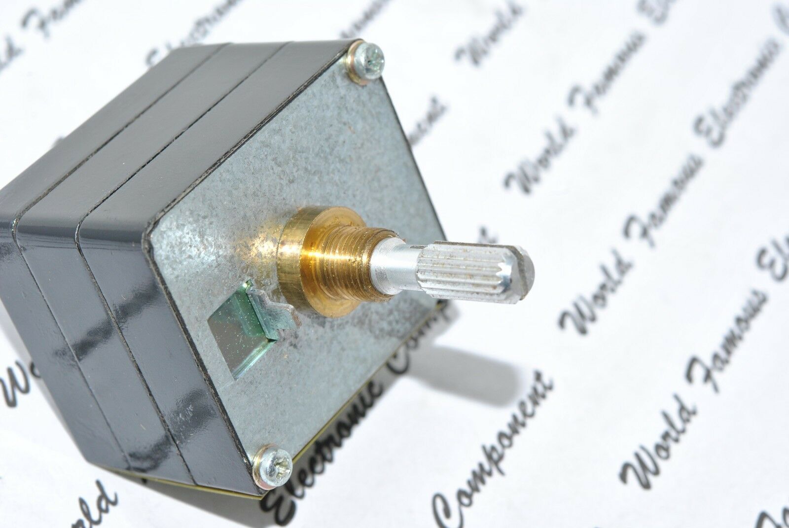1pcs - ALPS RK40 250K Log Black Beauty Audio Potentiometer Knurled - 726t