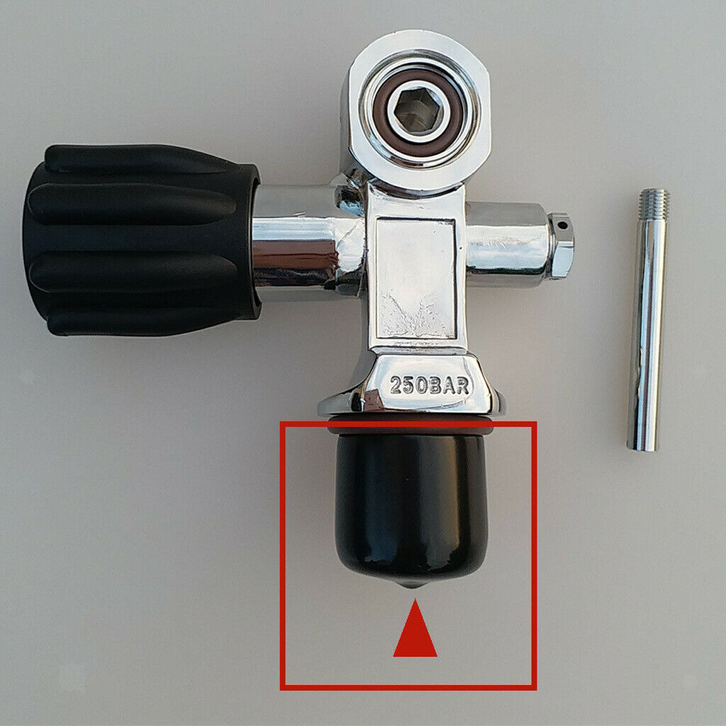 Universal Scuba Dive Rubber Tank Valve Protector   Threaded Dust Plug