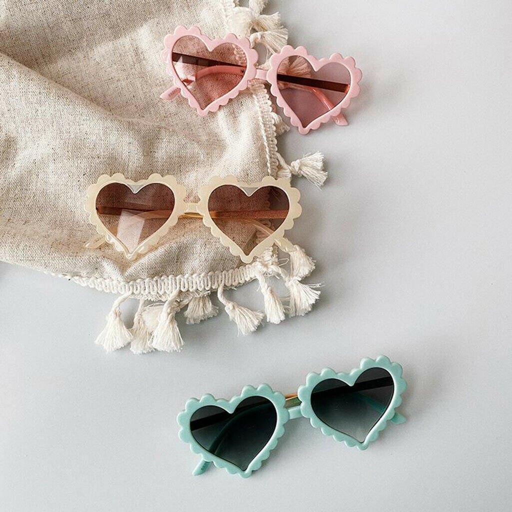 5x Plastic Sunglasses for Kids And Girls in Heart Shape UV400 Pink
