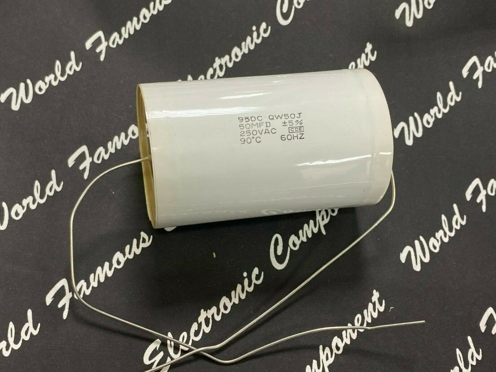 1pcs-CDE 950 50uF 250V(ac) 5% 950CQW50J Polypropylene Axial Film Capacitor
