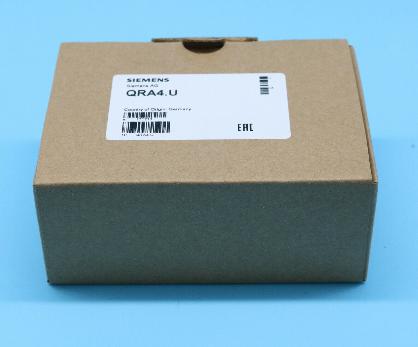 1PC NEW in box Siemens QRA4.U flame detector one year warranty