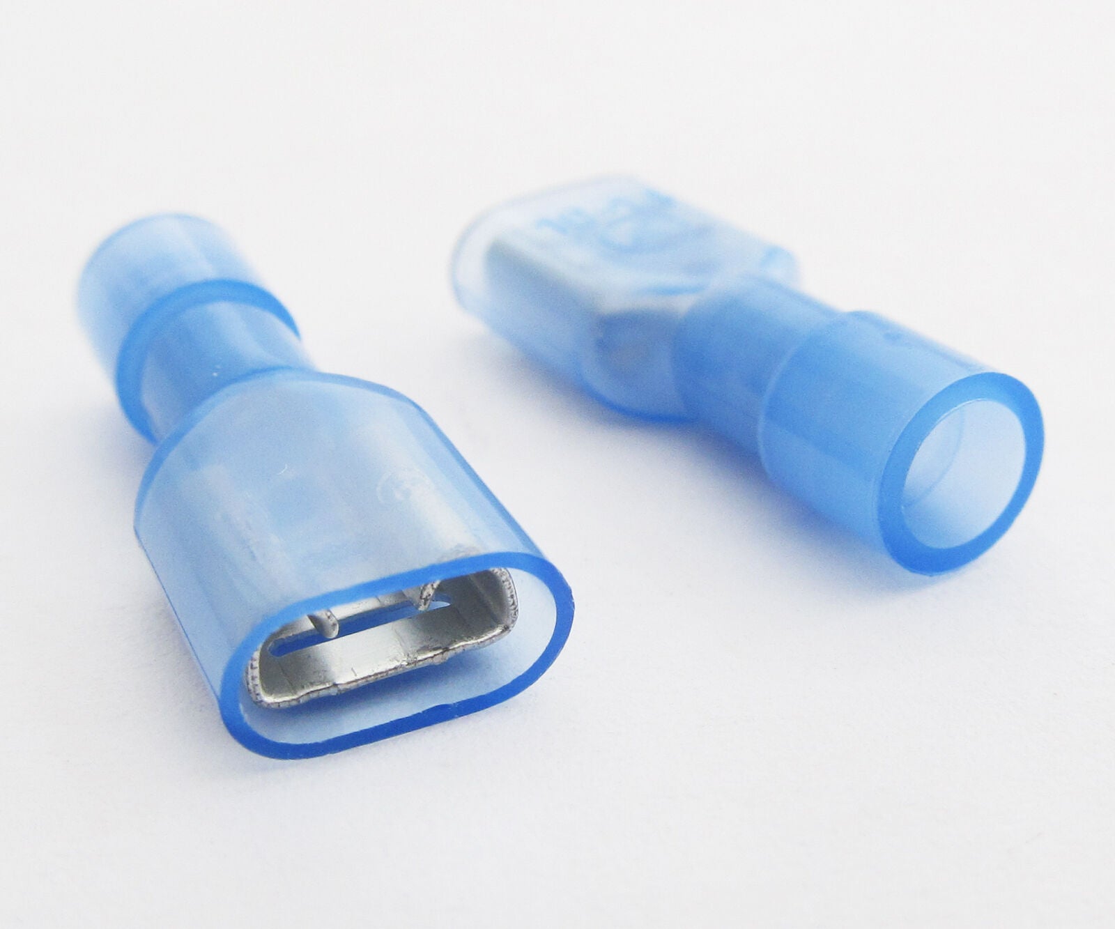 10pcs Blue Nylon Full Insulated Female Copper Terminals 14-16 Gauge W:6.6mm 15A
