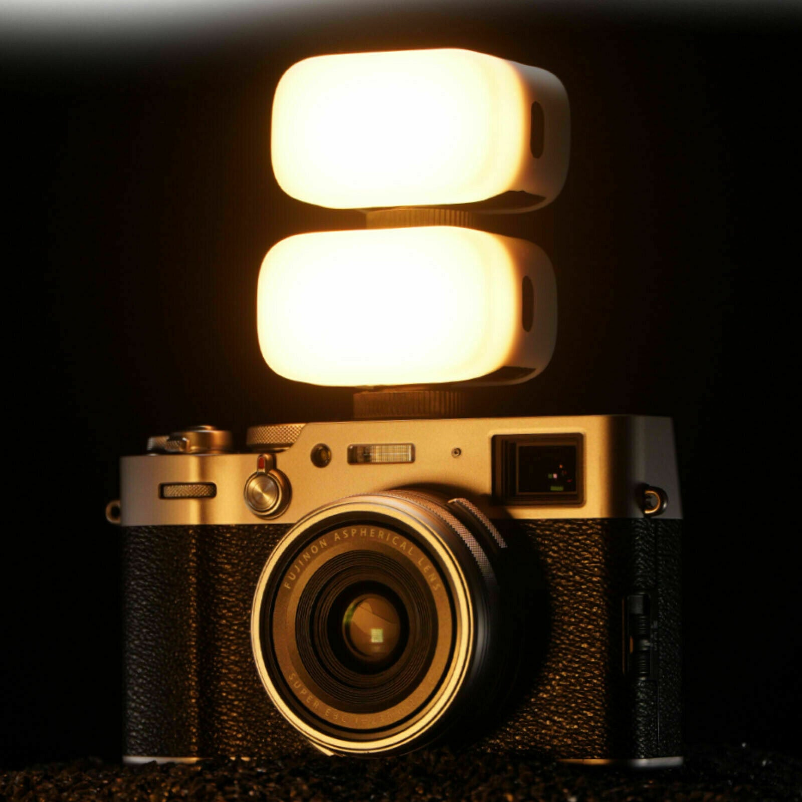 Ulanzi VL15 Mini Dimmable RGB LED Fill Light Photography Lamp for Phone Camera