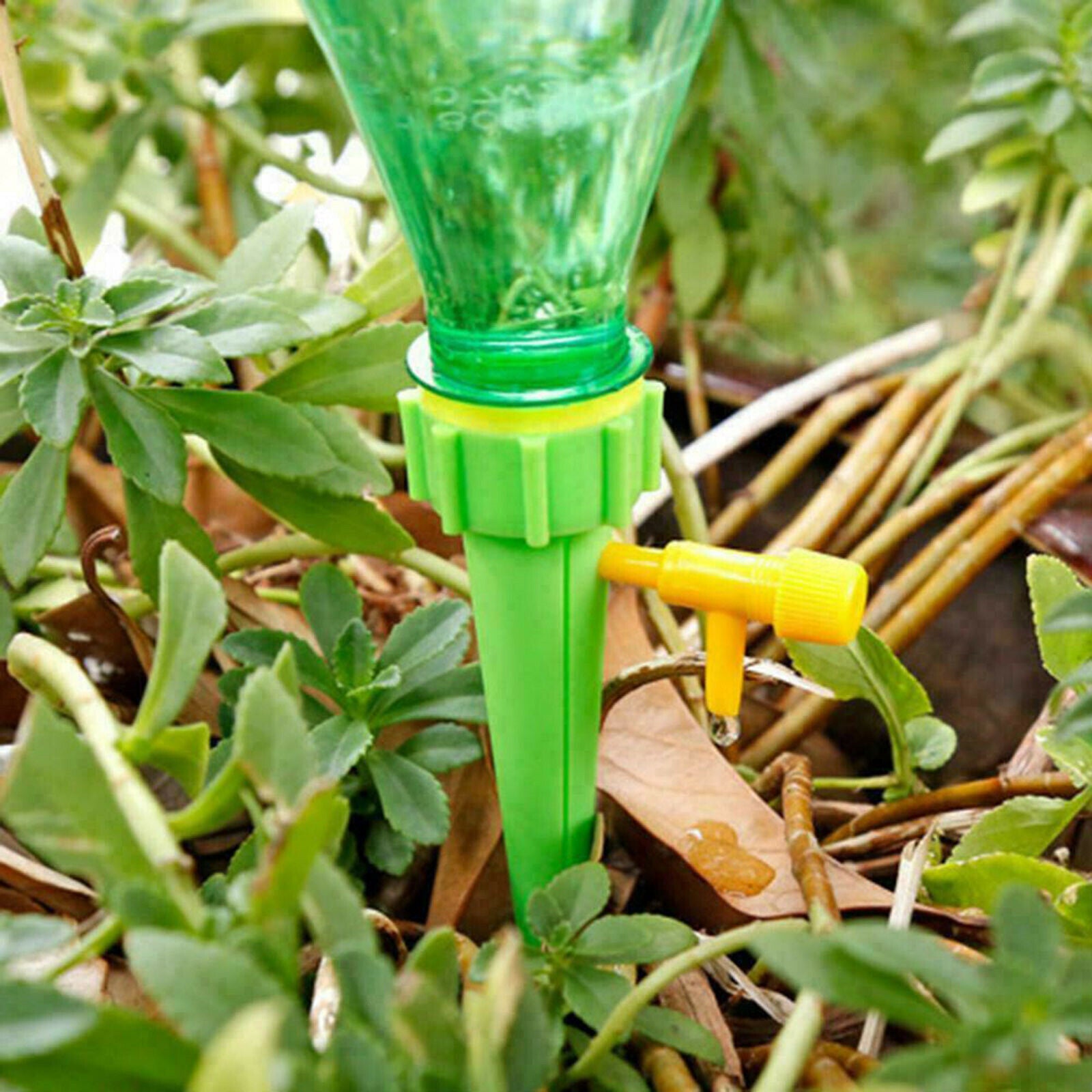 12x Self Watering Spikes Adjustable Vehicle System Stakes Waterer Device