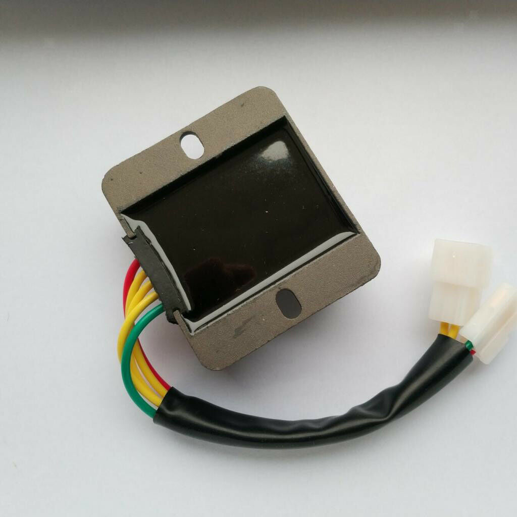 Black Voltage Regulator  for   GT650R GT650 GV650 GV700 ST7