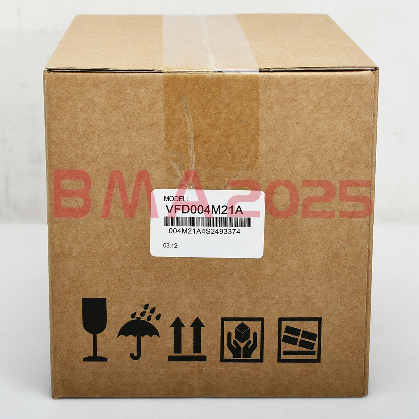 1PC Brand new Inverter VFD004M21A 1 year warranty DHL free Ship DT9T