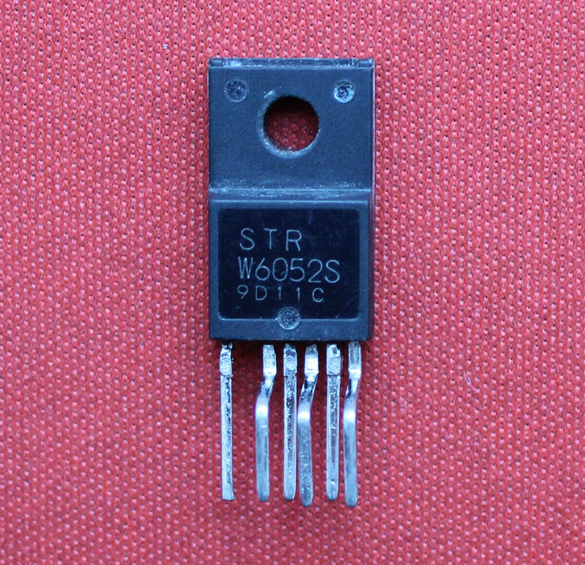 1pcs STR-W6052S STRW6052S STR W6052S Integrated Circuit IC