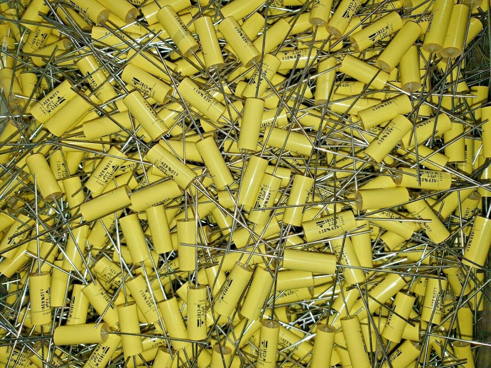 100pcs NEW VISHAY ERO MKT 1813 2.2uF 63V 10% 8,5x26,5mm HI END CAPS FOR AUDIO!