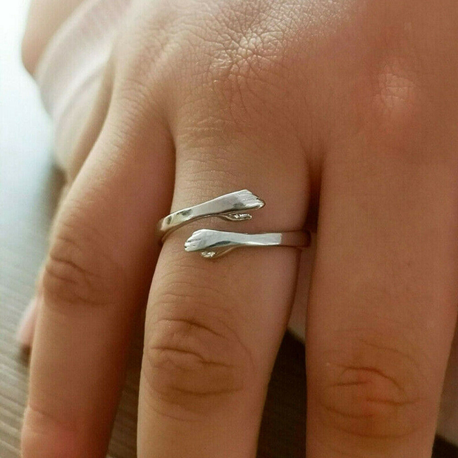 Creative Fashion Love Hug Ring Open Finger Adjustable Size Jewelry Couple