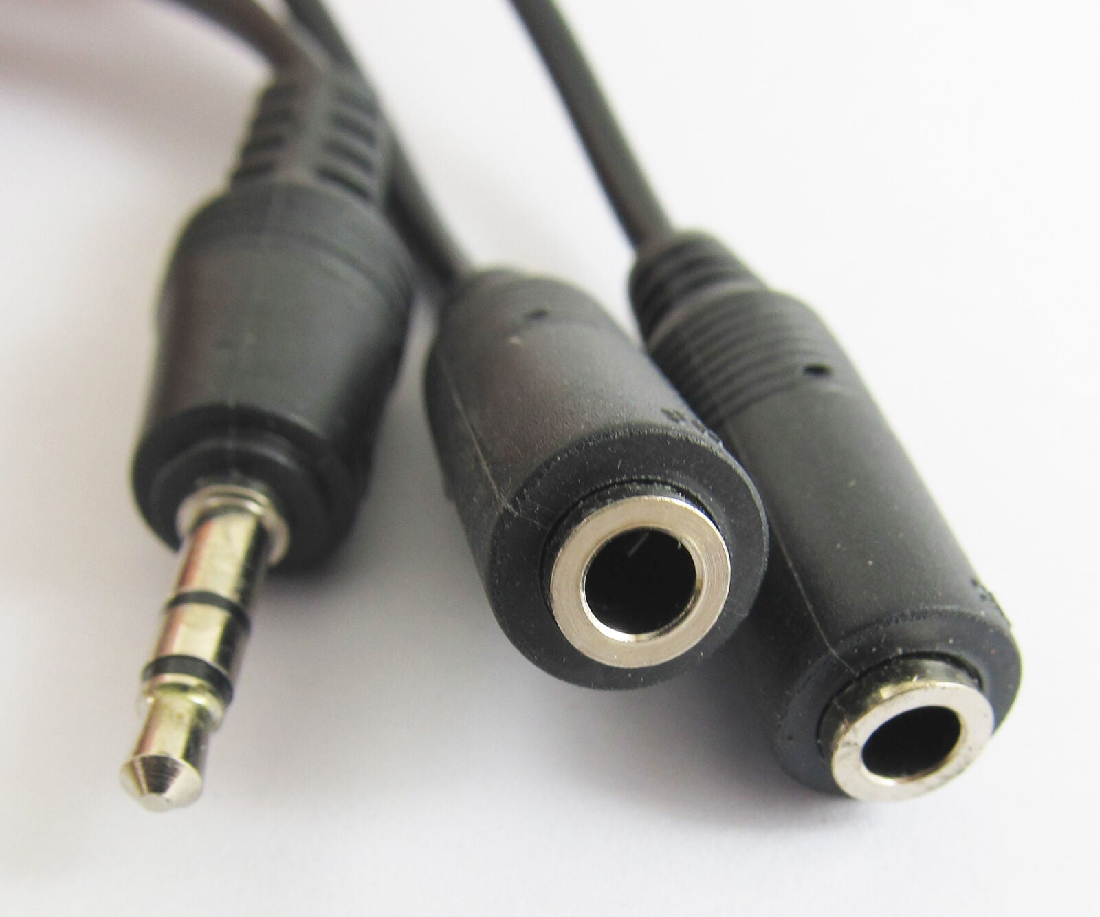 4pcs 0.25m 3.5mm 1/8" Stereo 1 Male to 2 Female AUX Y Splitter Audio Cord Cable