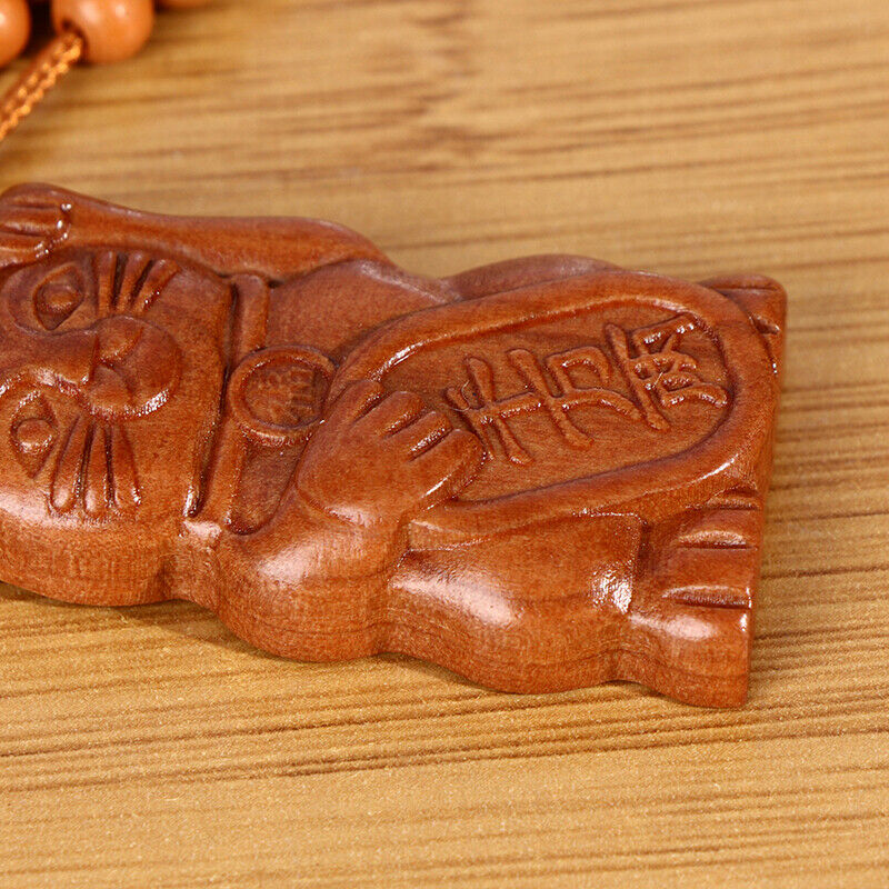 Lucky Fortune Cat Carving Wooden Pendant Keychain Key Ring Chain Wood Carving