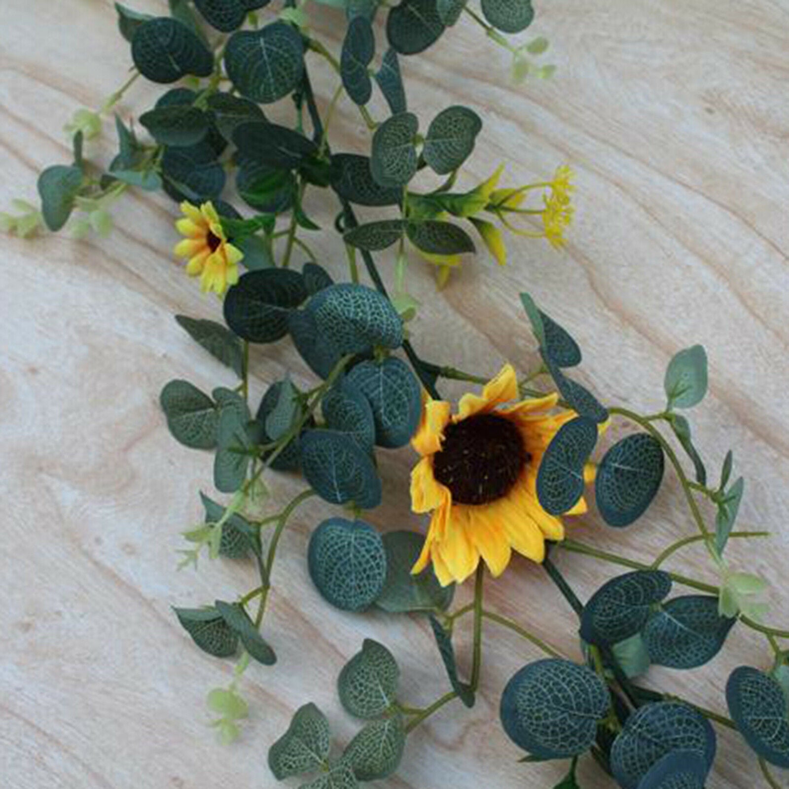 20cm Artificial Sunflower Wreath Green Eucalyptus Leaves Front Door Wall Decors