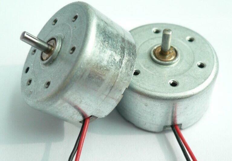 RF300C-1440 3500RPM-7500RPM 1.6-6.5V High Torque Cylinder Flat Micro DC Motor