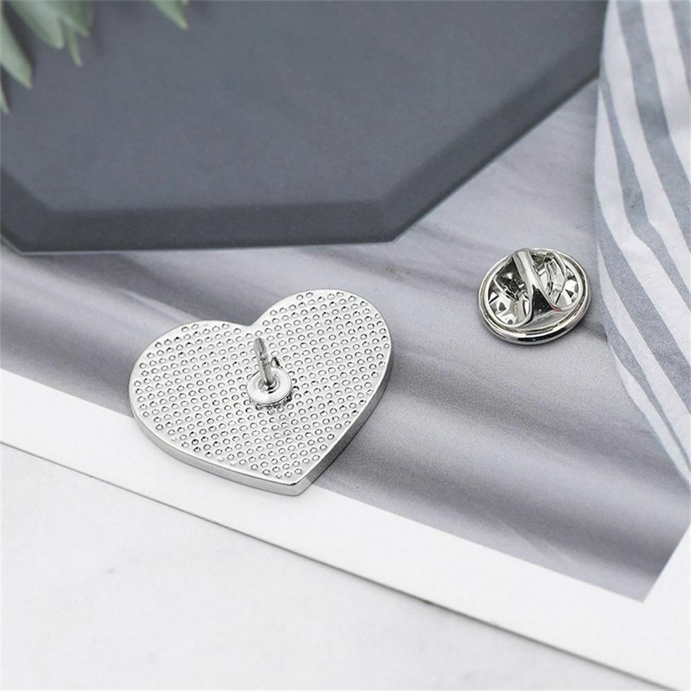 Green Earth Brooches Earth's Ecology Badges Heart Shaped Pin Lapel Enamel Pins