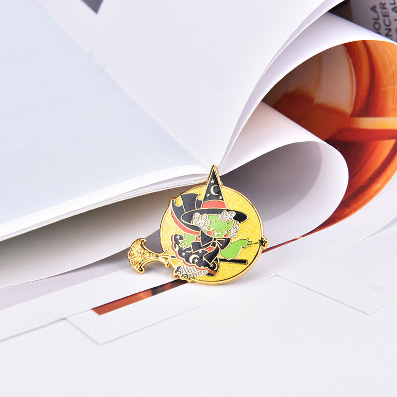 Glisten Full Moon Flying Witch Hard Enamel Pin Magic Girl Brooch Halloween G JD