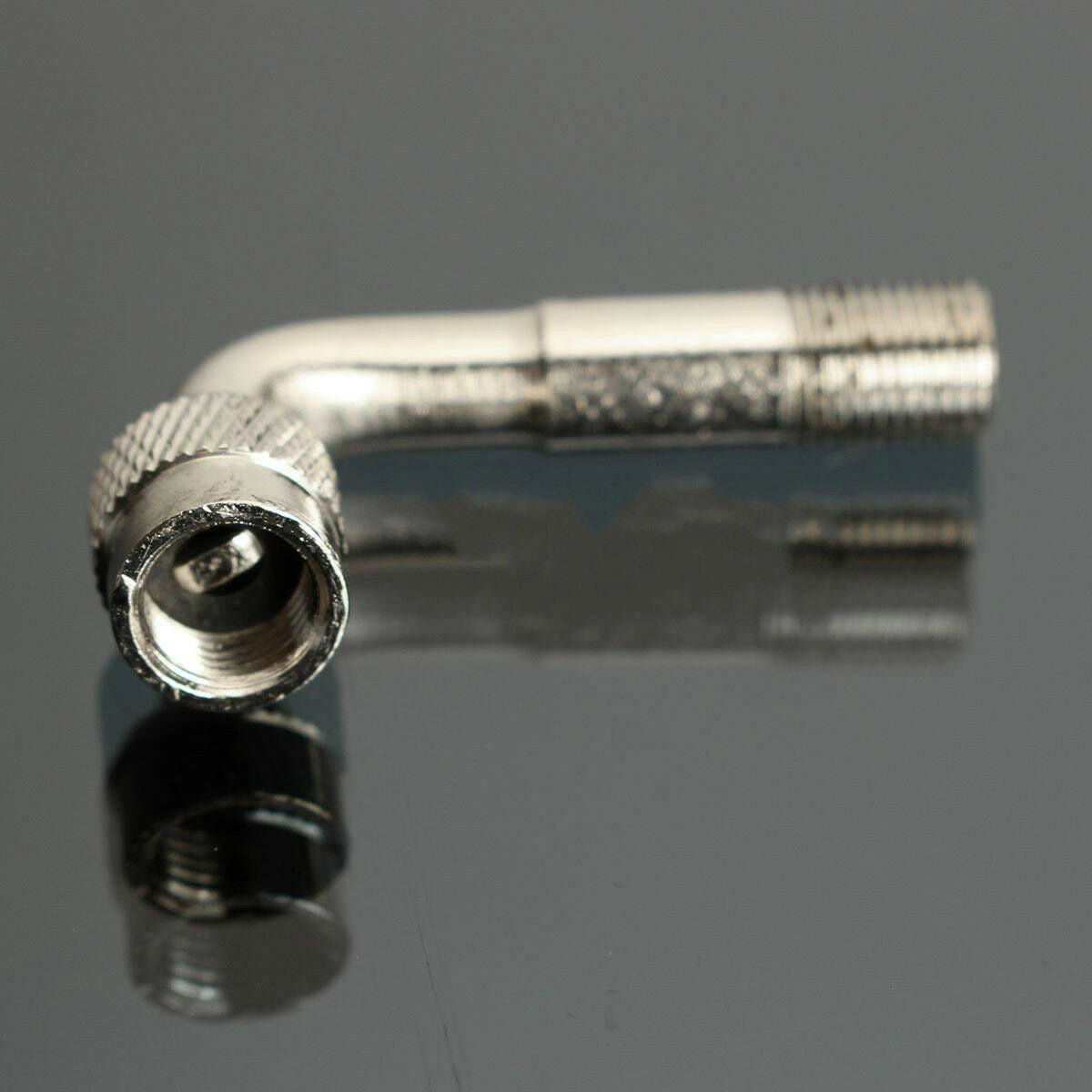 2x CAR MOTORBIKE TYRE VALVE EXTENSION ADAPTOR 90 DEGREE ANGLE SILVE WL.l8