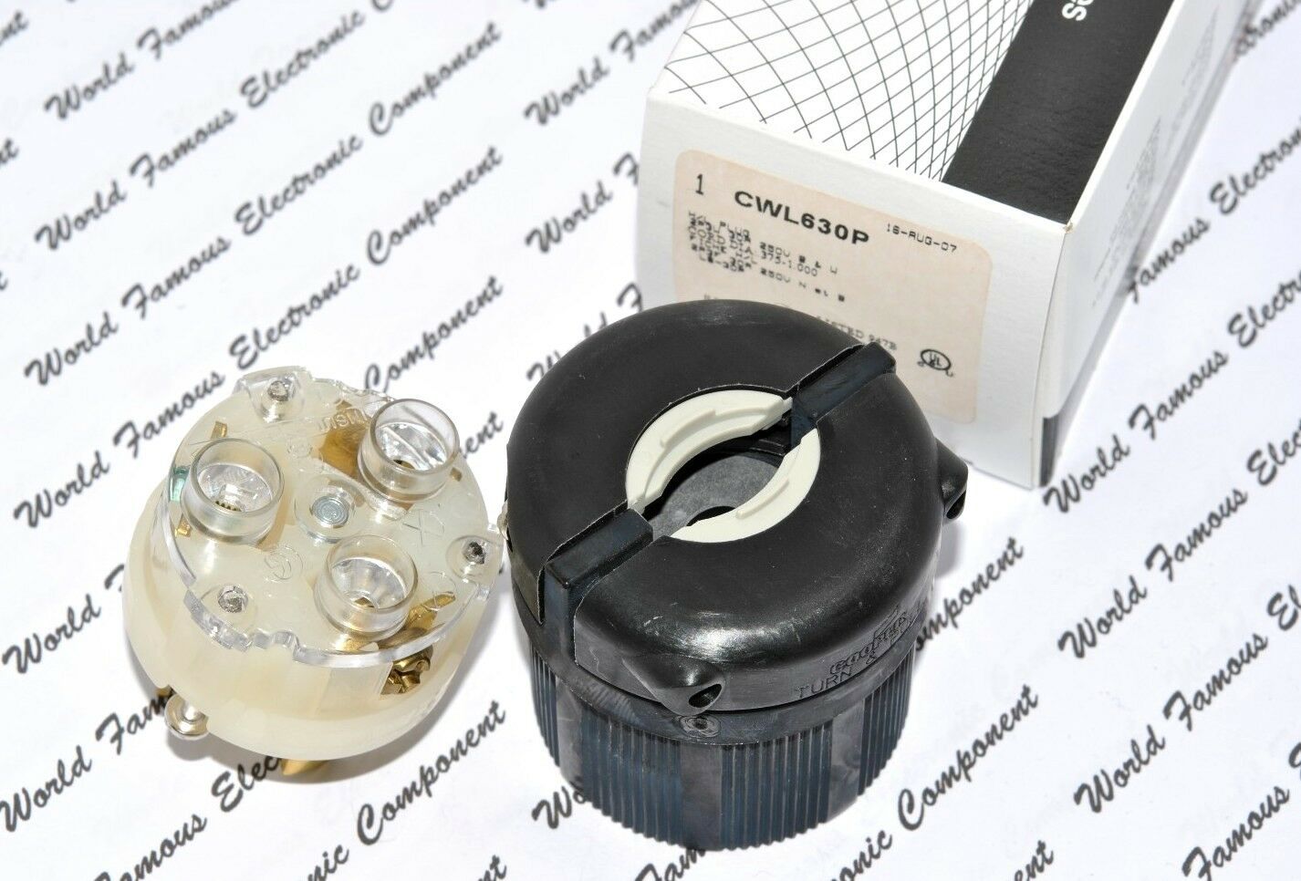 1pcs - COOPER CWL630P NEMA L6-30 30A 250V Twist Hart-Lock Locking Plug