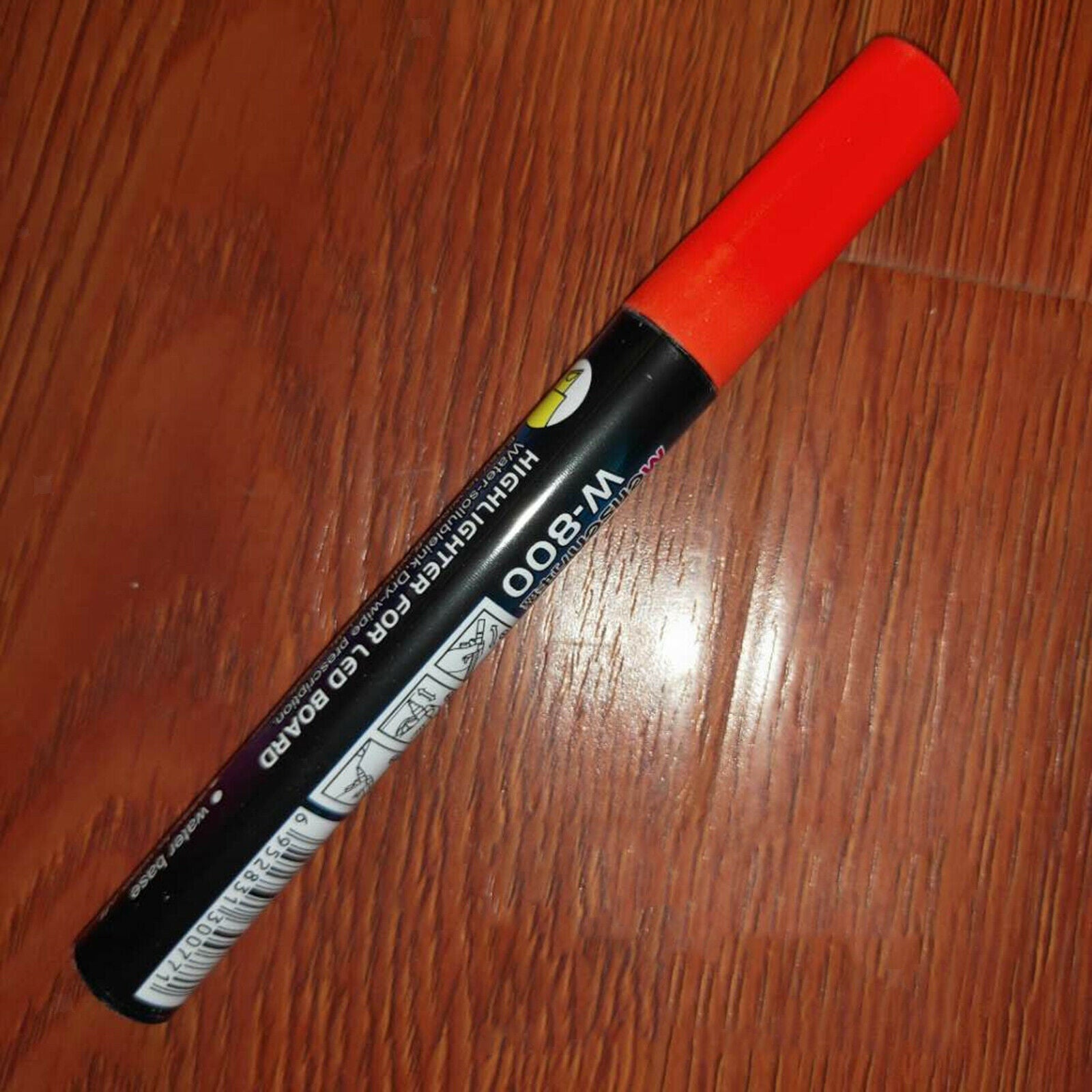 8x Queen Bee Marking Kit Identification Marker Pen Marking Beekeeping Tool