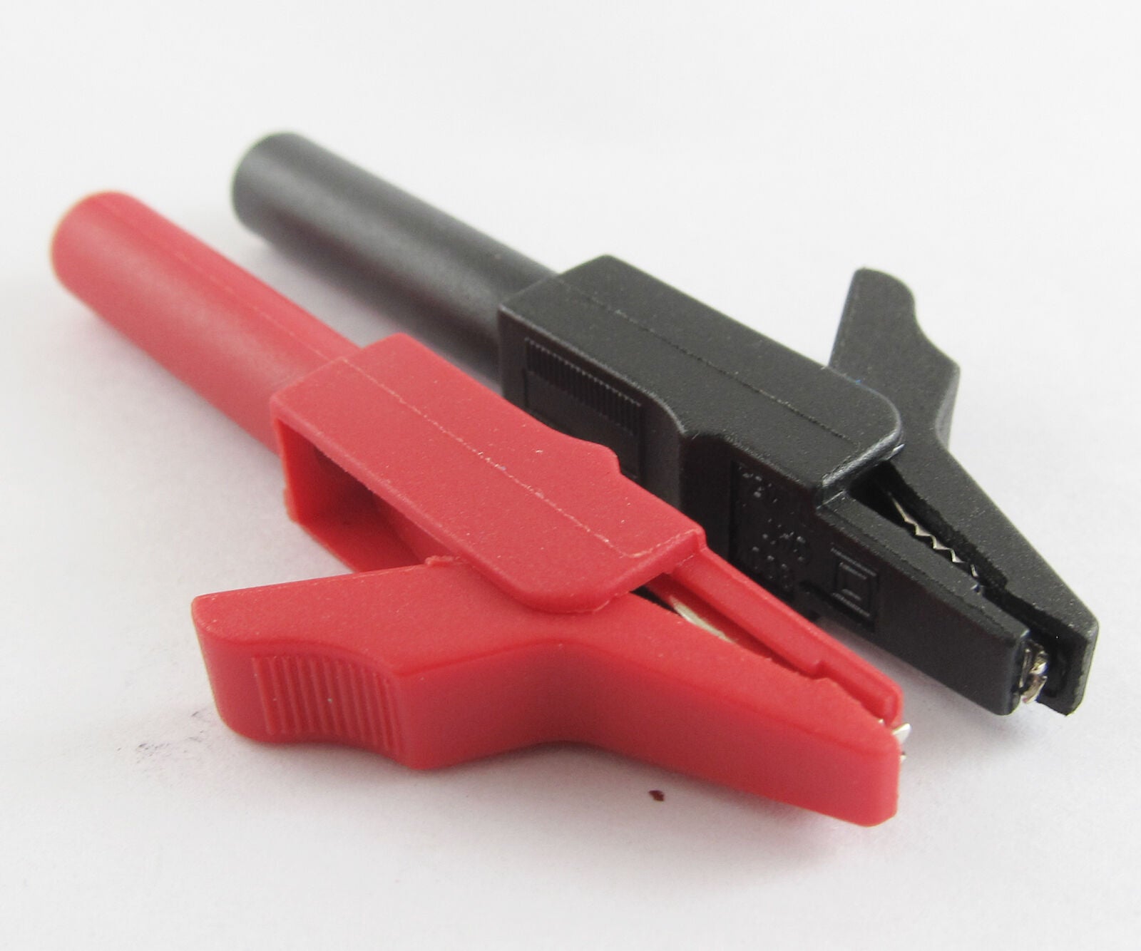 2pcs Full Insulated Alligator Clip to 4mm Banana Female Test Adapter Red Black