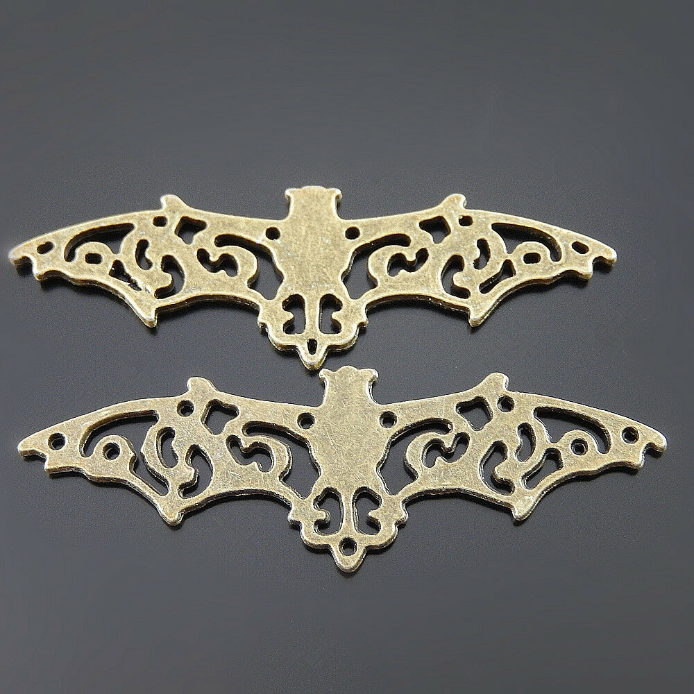 20pcs/pack Retro Bronze Alloy Hollowed Flying Bat Charm Pendants Jewelry Crafts