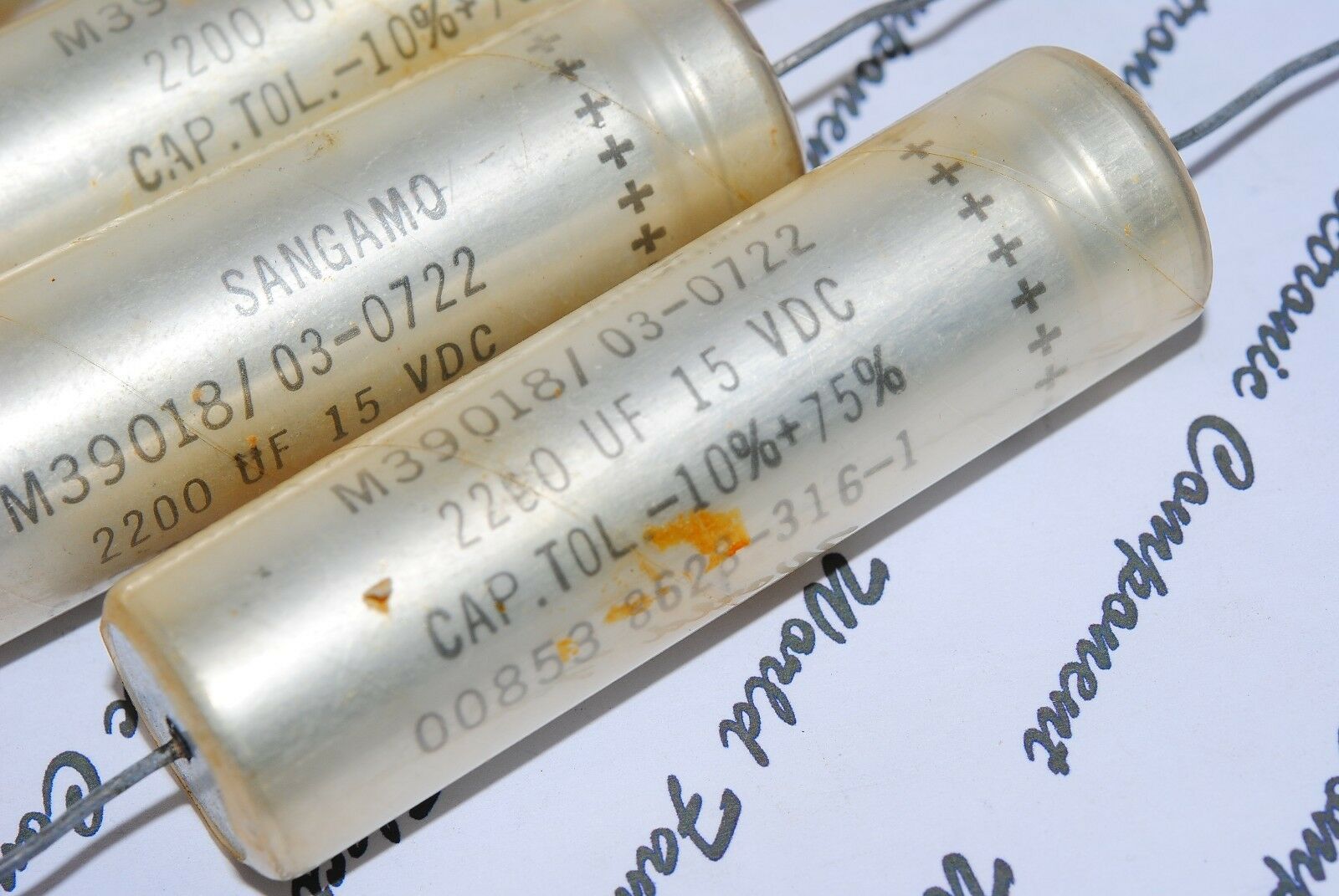 1pcs - SANGAMO 2200uF (2200µF) MIL Axail Capacitor - M39018/03-0722