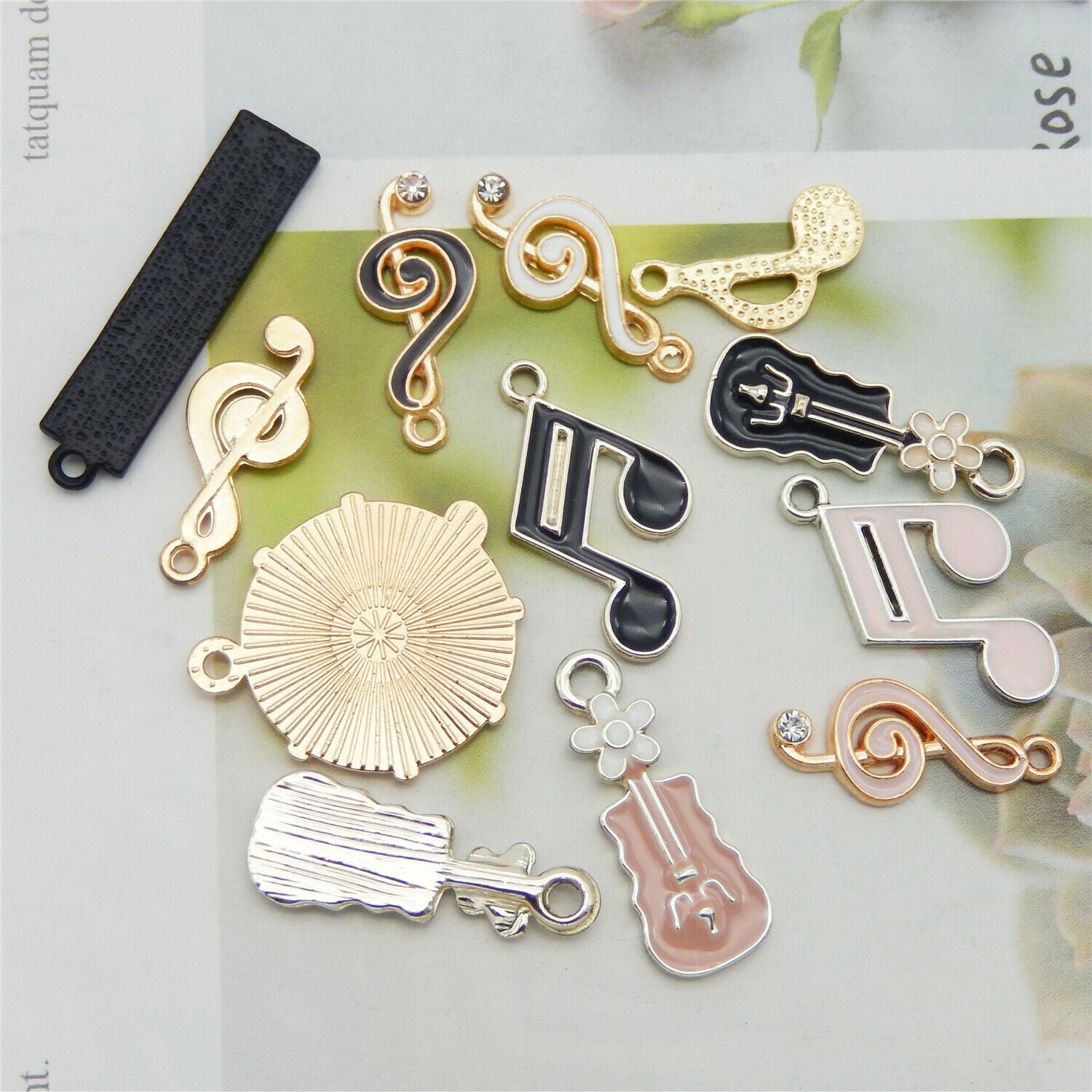 12PCS Enamel Assorted Musical Note Violin Pendant Charms for Bracelet Necklace