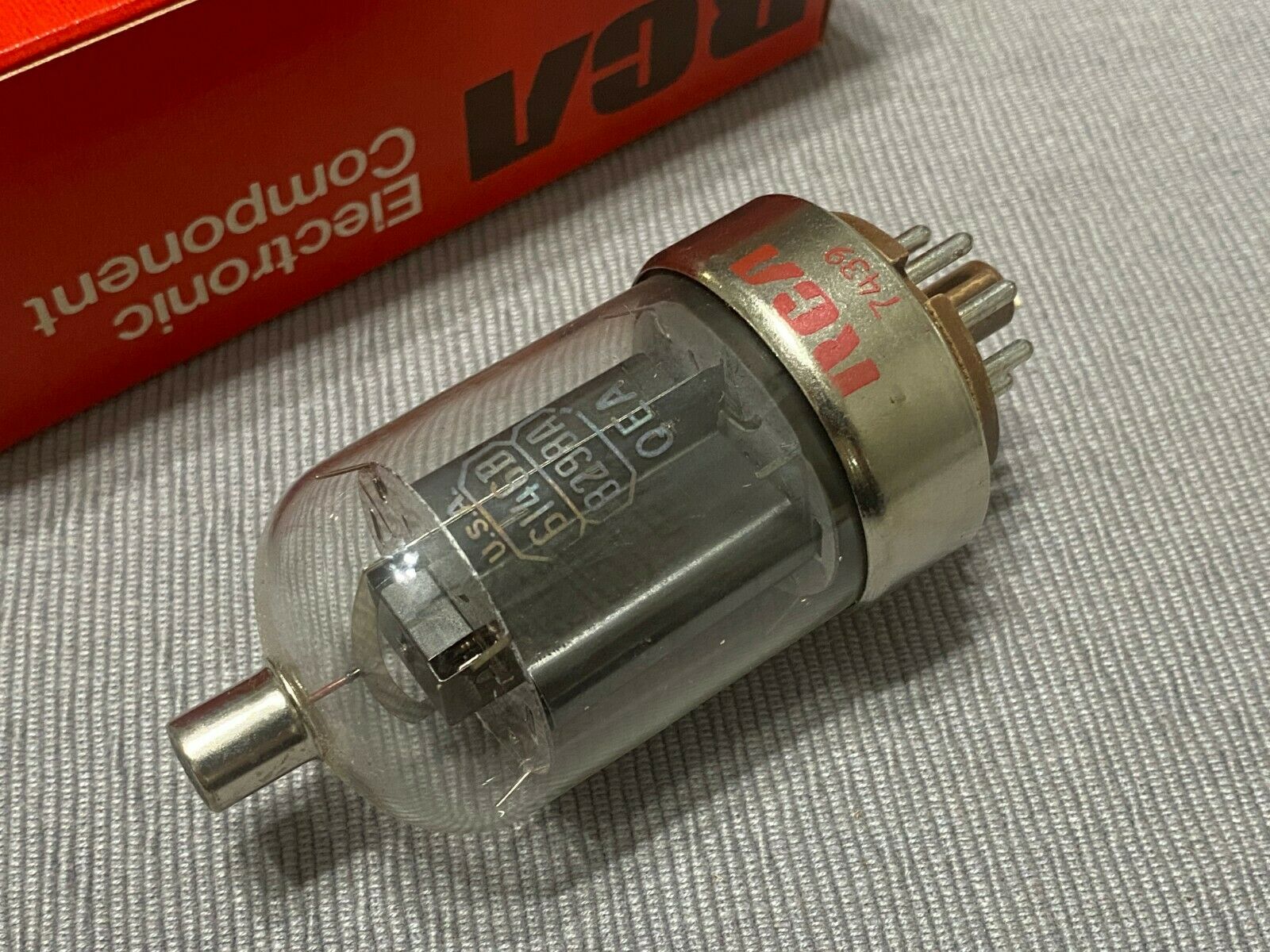1pcs - RCA 6146B / 8298A Vacuum Tube NOS NIB