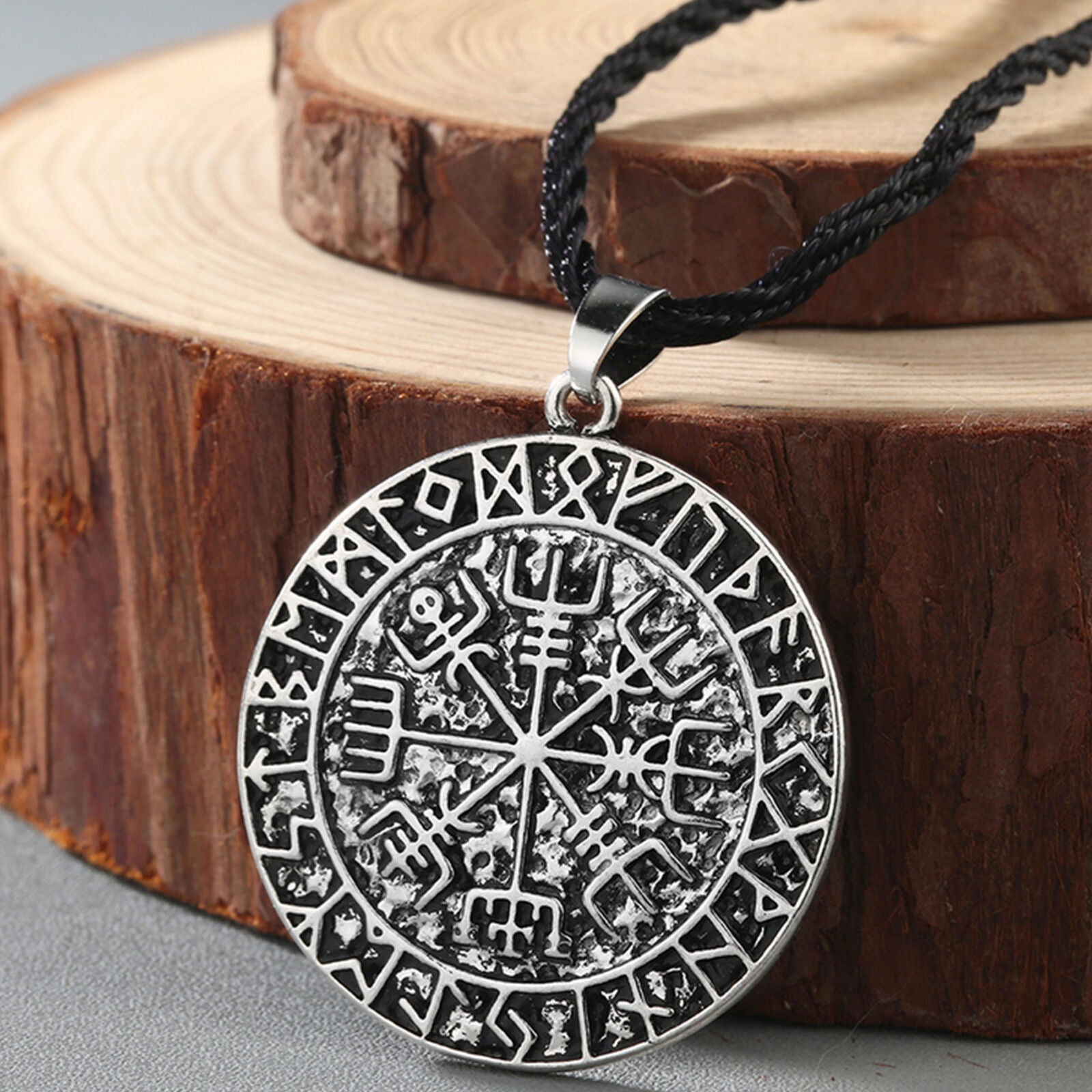 Men Viking Odin Symbol Rune Amulet Knot Vegvisir Compass Pendant Necklace